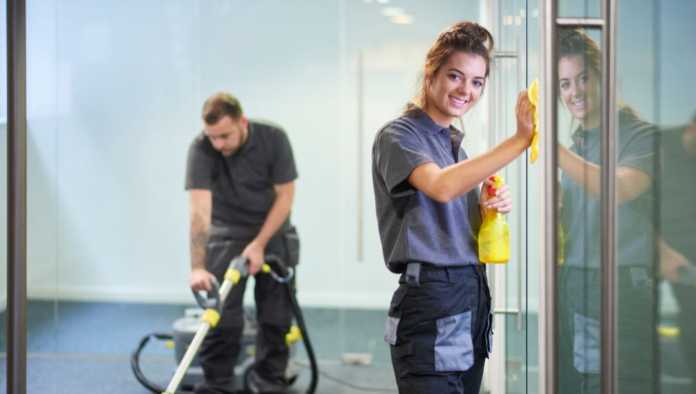 Commercial Cleaner