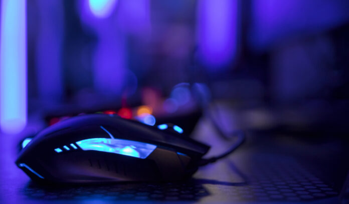 Lightweight Gaming Mouse