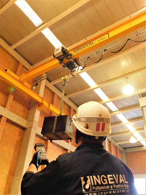 Overhead Cranes & Safety Must-Know Information for Operators