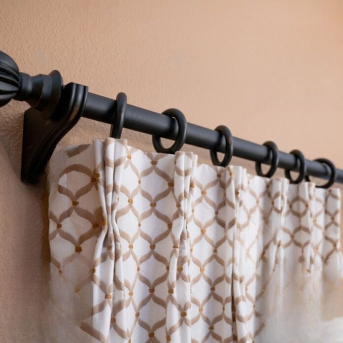 curtains rods