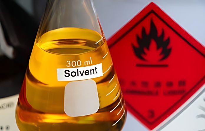 Selecting a Solvent Supplier in Pakistan: 5 Essential Qualities to Consider
