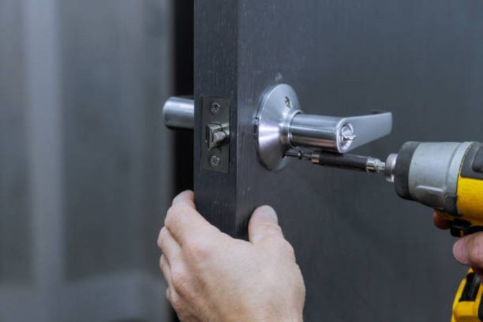 Safe Locksmith AZ Your 24-Hour Mobile Vault Locksmith for Locked Safes and ATMs in Phoenix, AZ