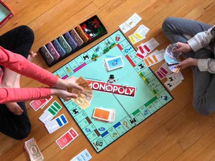 Comprehensive Guide to Board Game Rules: From Chess to Monopoly