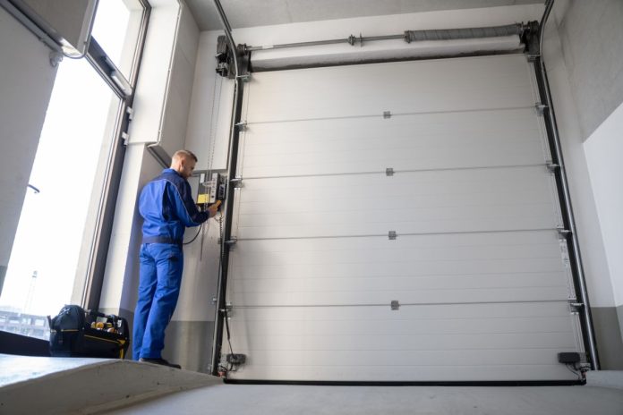 Maximize Efficiency with a High-Speed Commercial Garage Door