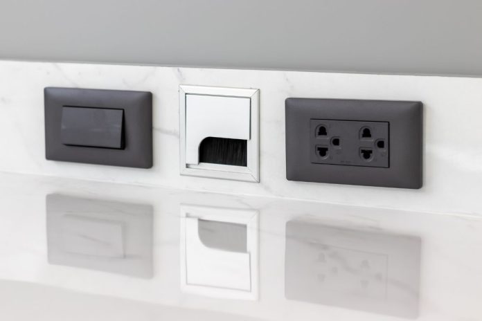 When Should You Replace Outlets and Switches