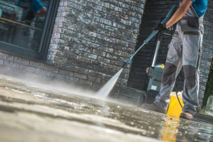 concrete pressure washing