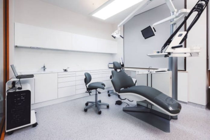 Expert Tips to Maintain and Extend the Life of Cleanroom Chairs