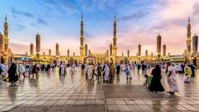 Why First-Time Pilgrims Feel Safe Booking with Islamic Travel Agency