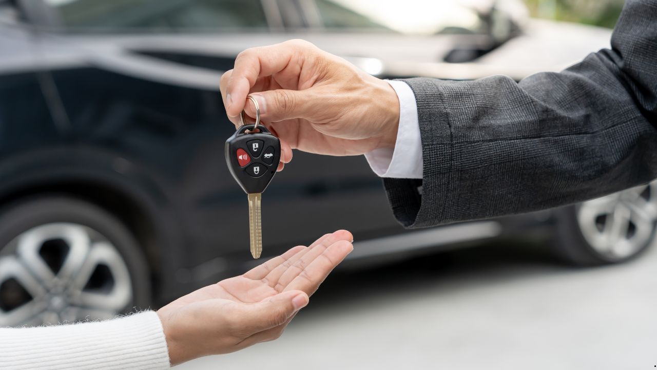 How to Skip Car Dealer Hassles and Find a Better Vehicle