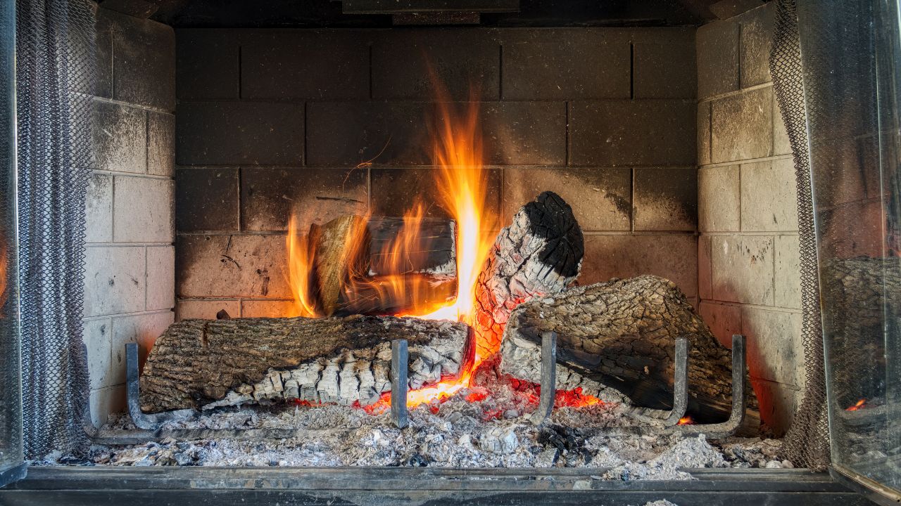 Chimney & Fireplace Services in Dallas, Texas: Installation, Repair, Cleaning & Inspections You Can Trust