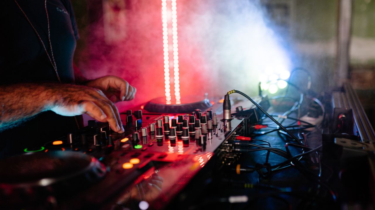 Sound Stock Grows to Over 5 Million Sound Effects