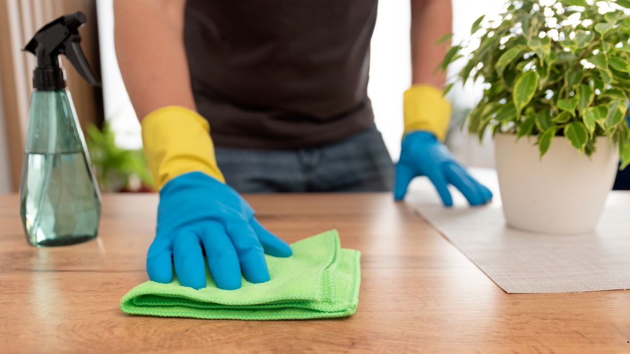 The Toxic Truth About "Fresh Scent" Sprays and the Benefits of Green Cleaning Services