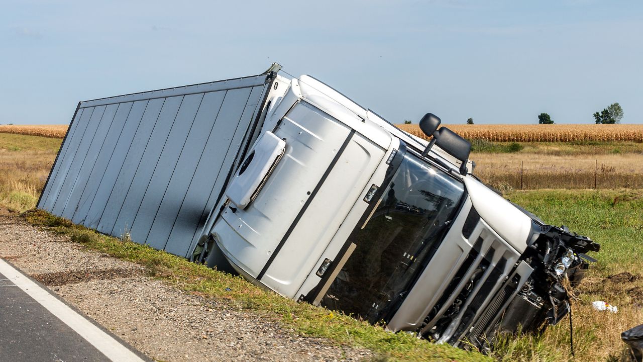 Common Causes of Truck Accidents and What Drivers Should Know