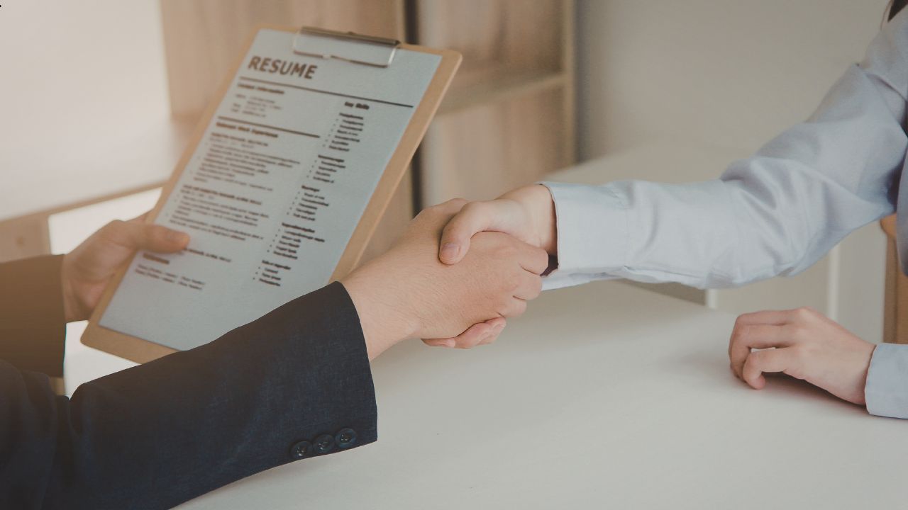 Commonly Overlooked Benefits of Practicing with Mock Interviews