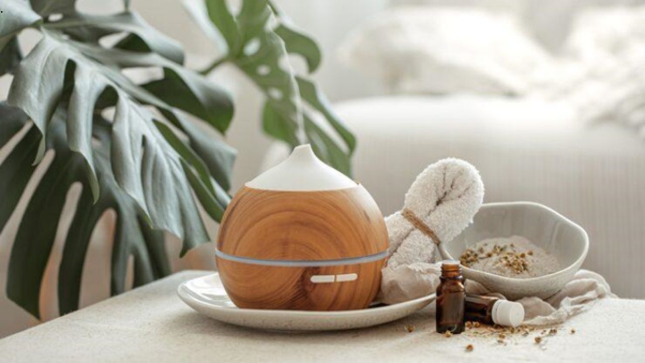 Top Fragrance Oils in Singapore That Will Uplift Any Space